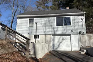 16 Strong St, Burlington, CT 06013 - Photo 2