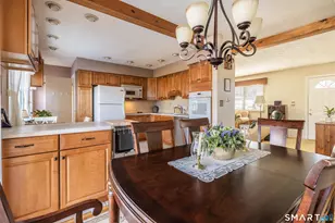 31 Plaskon Dr, Shelton, CT 06484 - Photo 6