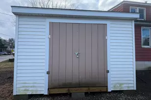 110 Oneco St, Norwich, CT 06360 - Photo 16