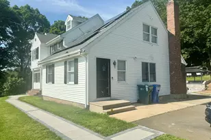 116 Dunbar Ln, Hamden, CT 06514 - Photo 2