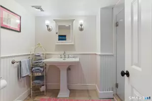 117 Blackwood Ln, Stamford, CT 06903 - Photo 20