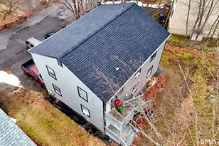 22 Irving Pl, Danbury, CT 06810 - Photo 4