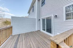 205 Winding Hollow Rd, Groton, CT 06340 - Photo 2