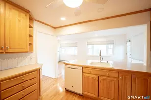 20 Oak Ridge Gate, Danbury, CT 06810 - Photo 6