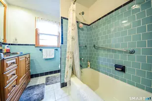 181 Hadley Rd, Orange, CT 06477 - Photo 8