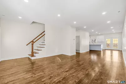 92 Lincoln Avenue, Bridgeport, CT 06606 - Photo 4