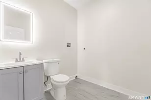 92 Lincoln Ave, Bridgeport, CT 06606 - Photo 14