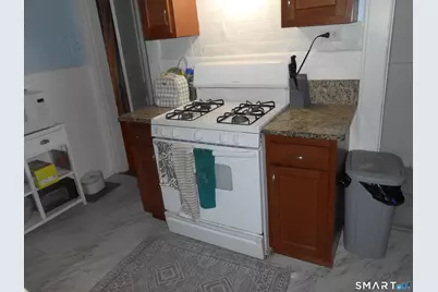 95 Savoy Street, Bridgeport, CT 06606 - Photo 12