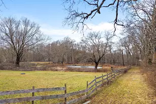 461 Green Hill Rd, Madison, CT 06443 - Photo 10