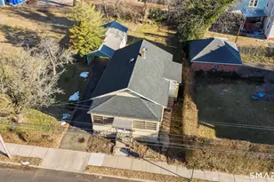 243 Grove St, Meriden, CT 06451 - Photo 2