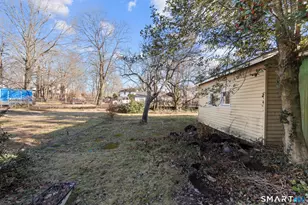 243 Grove St, Meriden, CT 06451 - Photo 30