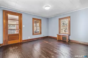 243 Grove St, Meriden, CT 06451 - Photo 14