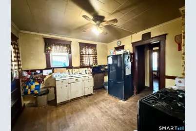 177 Wakelee Avenue, Ansonia, CT 06401 - Photo 10