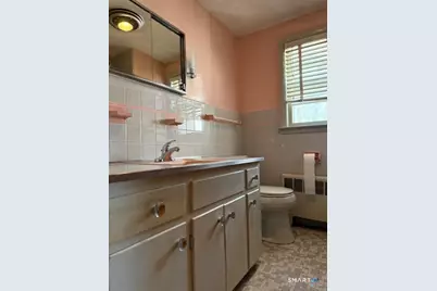 32 Hemlock Street, East Hartford, CT 06111 - Photo 14