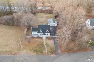 556 Dunbar Hill Rd, Hamden, CT 06514 - Photo 2