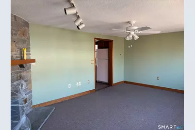 693 Broad Street, Meriden, CT 06450 - Photo 8