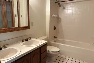 693 Broad St, Meriden, CT 06450 - Photo 12