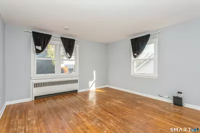 8 Reynolds Place, Greenwich, CT 06831 - Photo 12