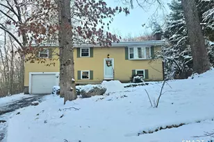 31 Crouch Rd, Hebron, CT 06231 - Photo 2