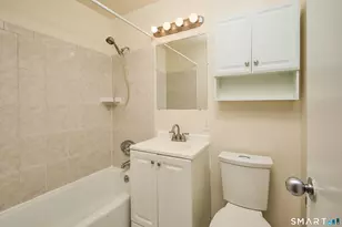 2625 Park Ave, Bridgeport, CT 06604 - Photo 12