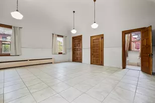 2 Wethersfield Ave, Hartford, CT 06114 - Photo 12