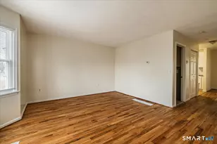 289 Broad St, Bridgeport, CT 06604 - Photo 8