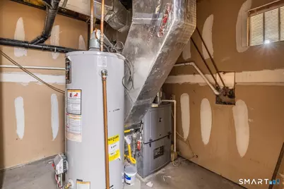 289 Broad Street #289, Bridgeport, CT 06604 - Photo 26