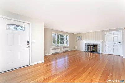 233 Unionville Avenue, Plainville, CT 06062 - Photo 12