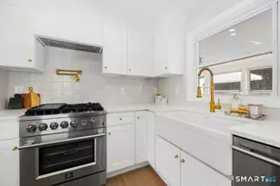 424 Waverly Rd, Shelton, CT 06484 - Photo 18