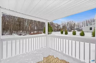 424 Waverly Rd, Shelton, CT 06484 - Photo 4