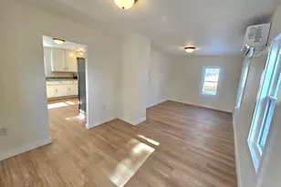 55 Battey St, Putnam, CT 06260 - Photo 12