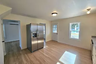 55 Battey St, Putnam, CT 06260 - Photo 18