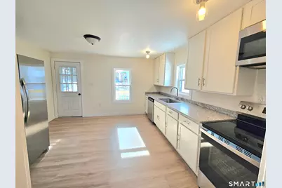 55 Battey Street, Putnam, CT 06260 - Photo 10