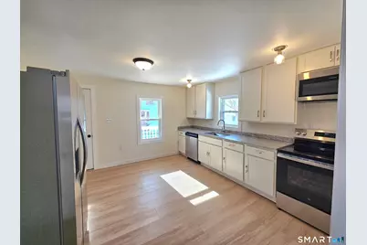 55 Battey Street, Putnam, CT 06260 - Photo 6