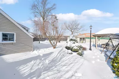 80 Cowles Street, Hartford, CT 06114 - Photo 6