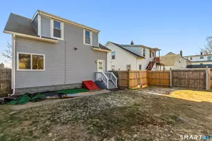 248 Salem St, Bridgeport, CT 06606 - Photo 20