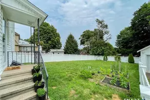 16 Meriden Ave, Meriden, CT 06451 - Photo 24