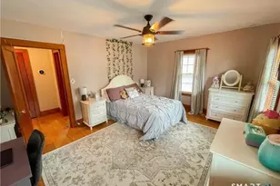 16 Meriden Ave, Meriden, CT 06451 - Photo 14