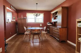 31 Claremont St, Bristol, CT 06010 - Photo 6