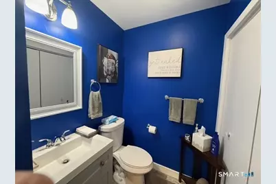 111 Harbour Close #111, New Haven, CT 06519 - Photo 8