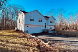 137 Windham Rd, Brooklyn, CT 06234 - Photo 2