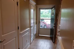 38 Smith Ave, Waterbury, CT 06708 - Photo 2