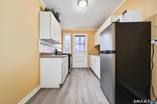 46 Nob Hill Cir, Bridgeport, CT 06610 - Photo 10