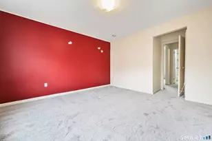 46 Nob Hill Cir, Bridgeport, CT 06610 - Photo 8