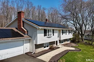 6 Liberty Terrace, North Haven, CT 06473 - Photo 2