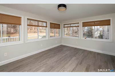 6 Liberty Terrace, North Haven, CT 06473 - Photo 4