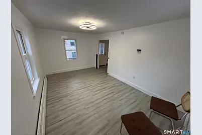 7 Rose Street, Norwich, CT 06360 - Photo 12