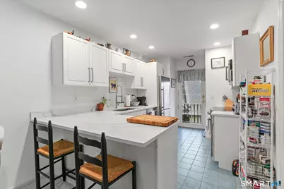 77 Locust Avenue #APT 124, New Canaan, CT 06840 - Photo 8