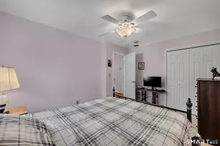 22 Commodore Hull Dr, Derby, CT 06418 - Photo 18