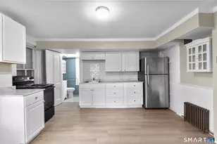 18 Hobart St, Meriden, CT 06450 - Photo 4